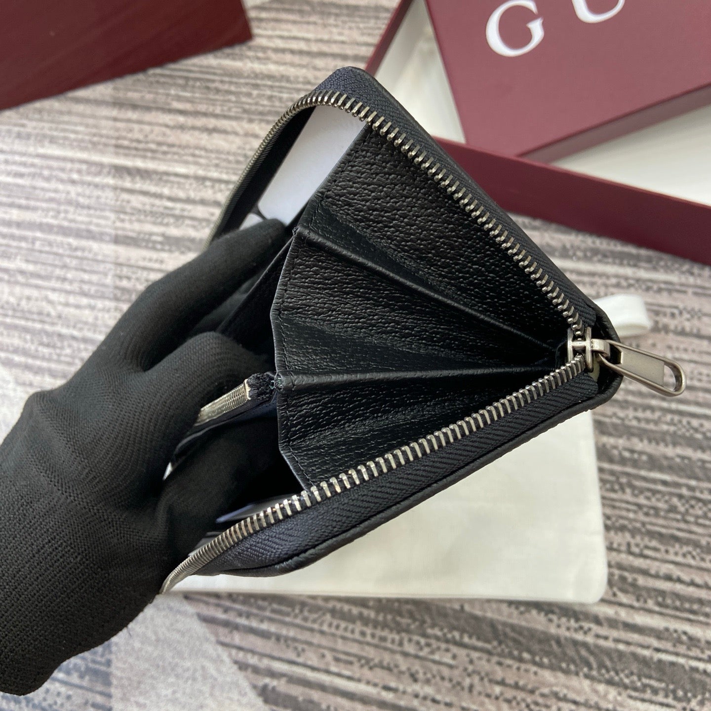 Gucci Long Zipped Wallet