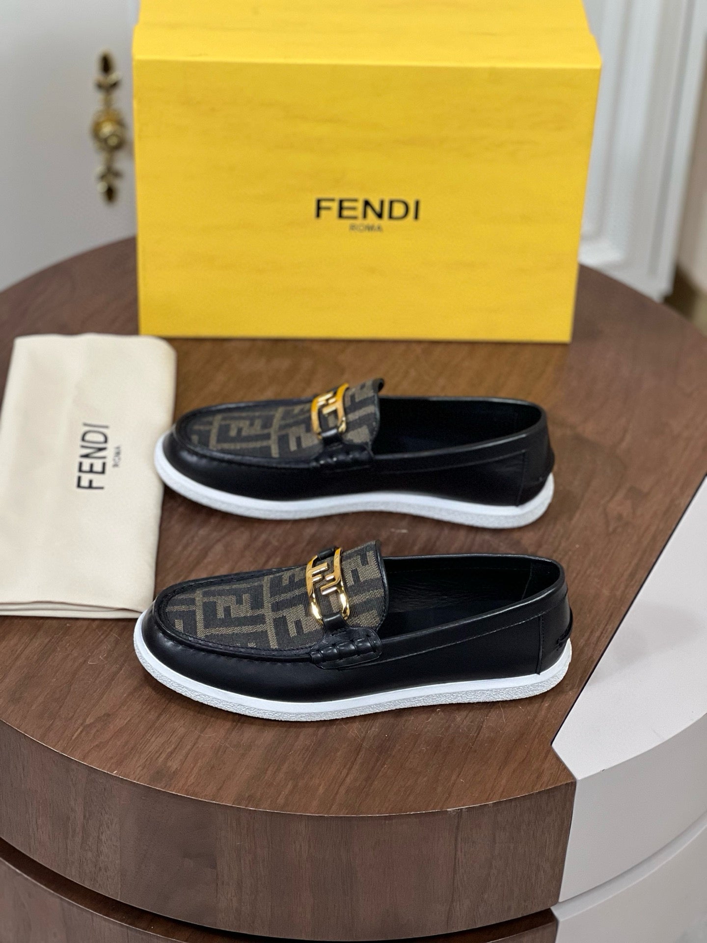 Fendi Loafer