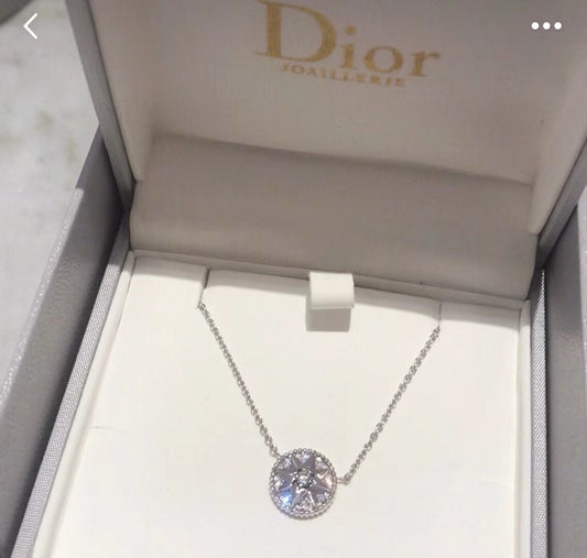 Collar Dior