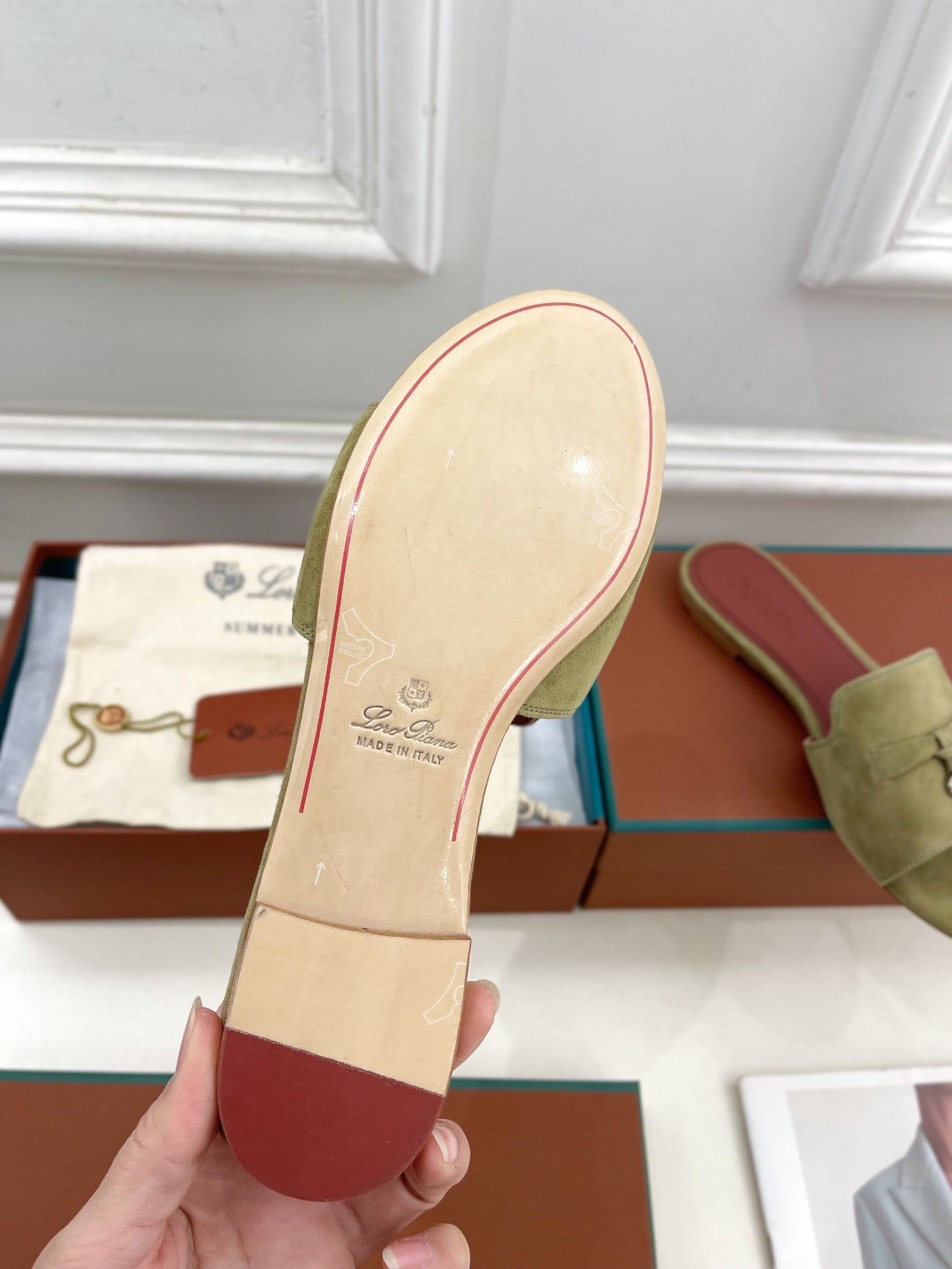 LP Sandals