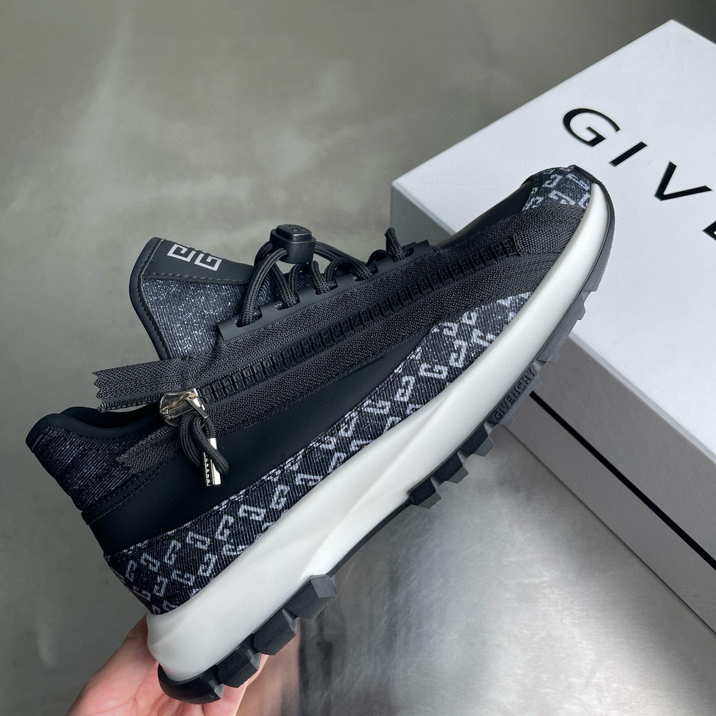 Givenchy Sneakers