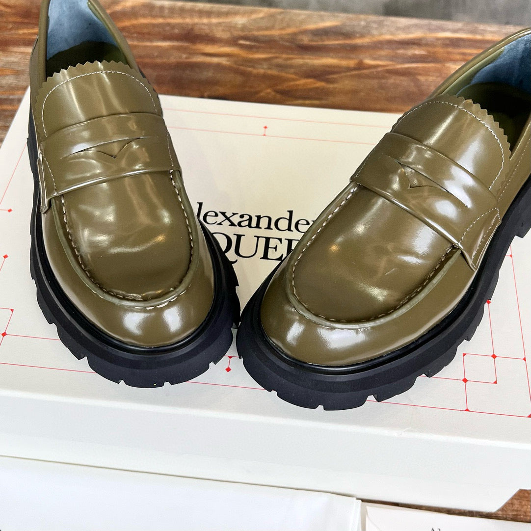 Alexander McQueen Loafer