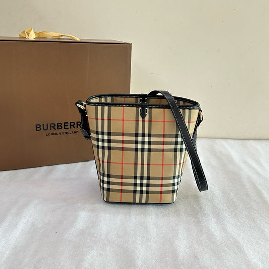 BBR Ashby Check Bucket Bag