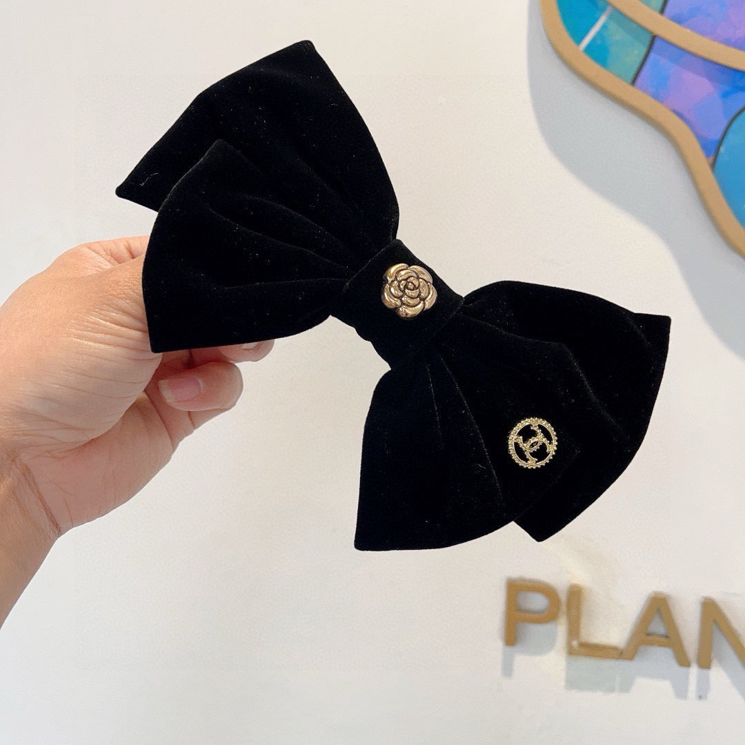 Chanel Hairpin