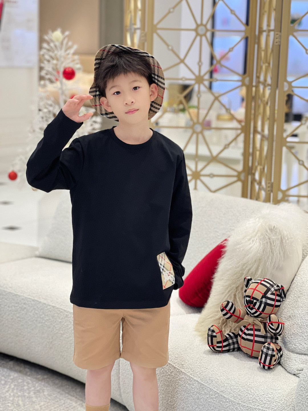 Burberry Sweater/Short Set