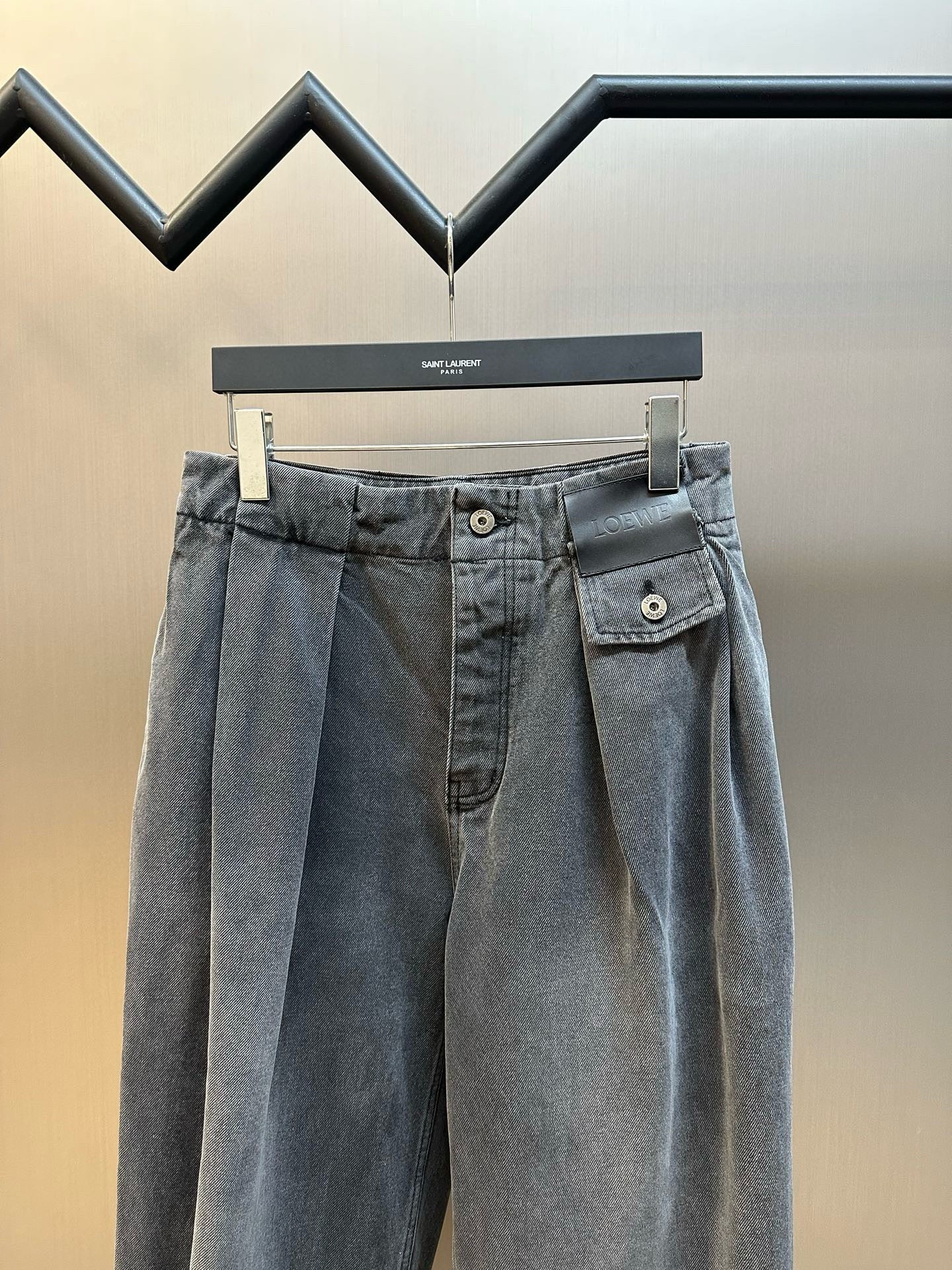 Loewe Jean