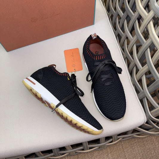 LP Sneakers