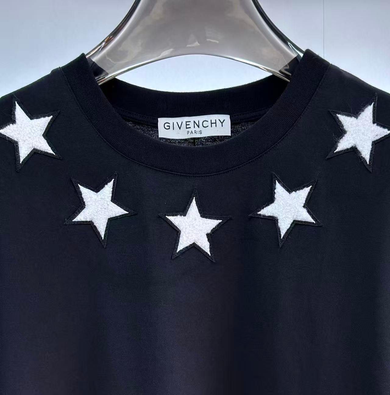 Givenchy T-Shirt