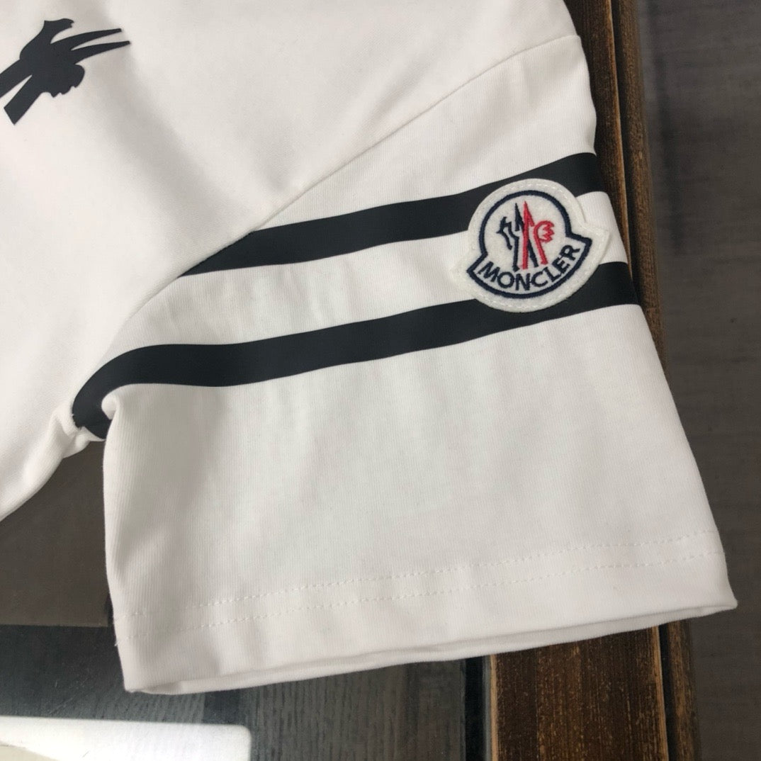 Moncler T-shirt