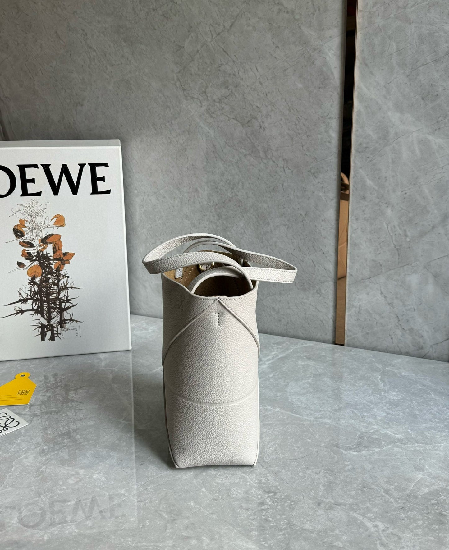 Loewe Puzzle Fold Tote Bag(20x16.5x9.5cm)