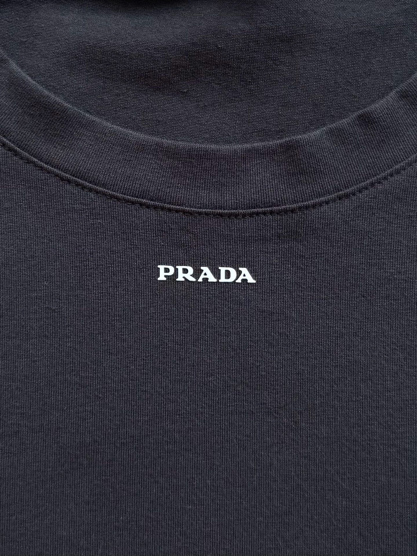 Prada T-Shirt