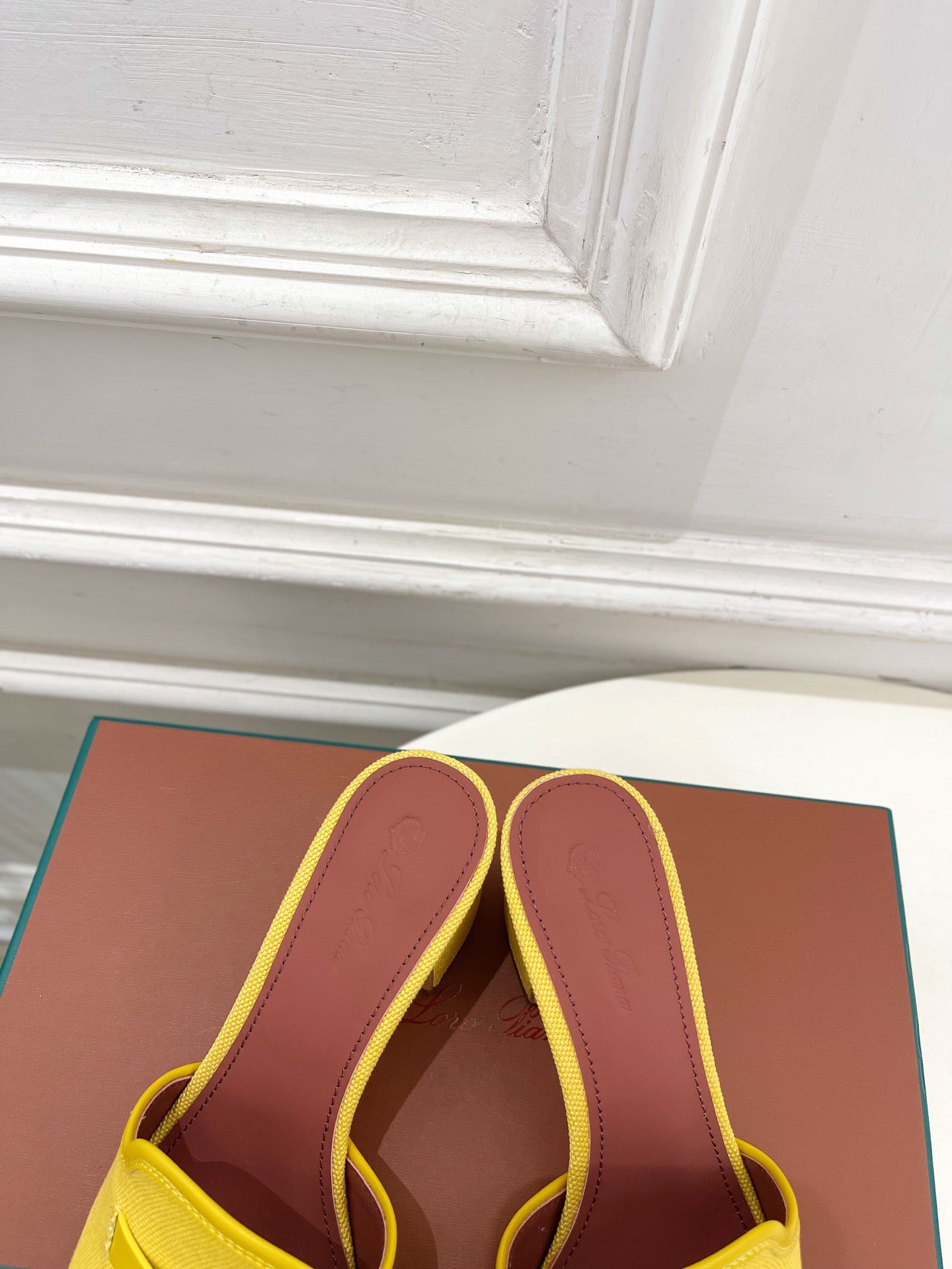 LP Sandals