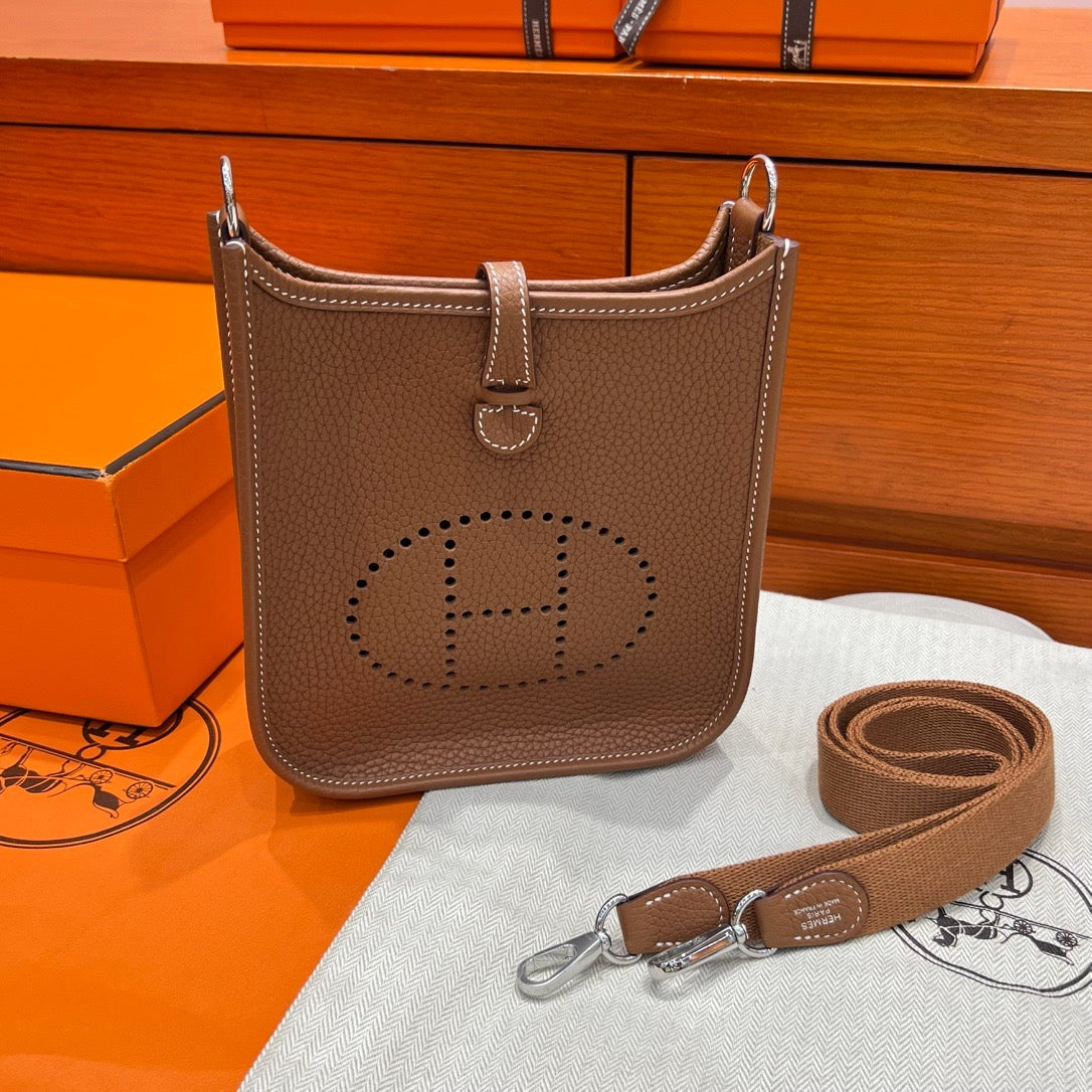 Hermes Evelyne 17