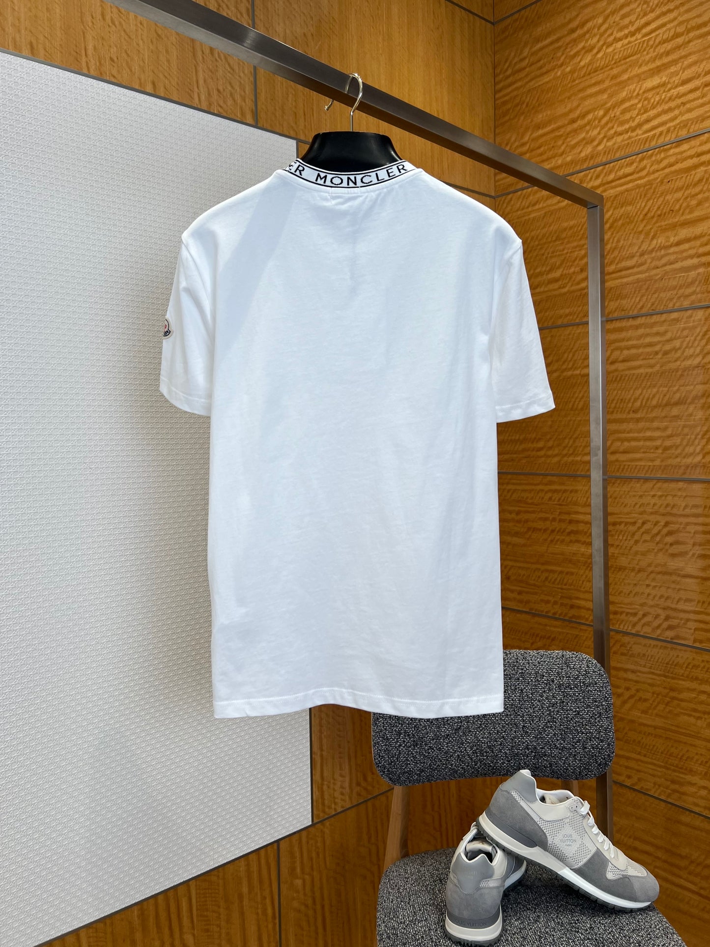 Moncler T-shirt