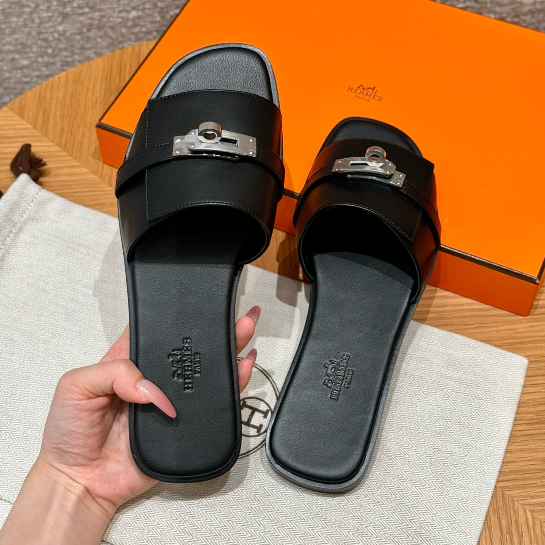 Hermes Slippers