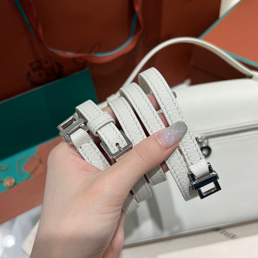 LP Extra Pocket L27 Handbag