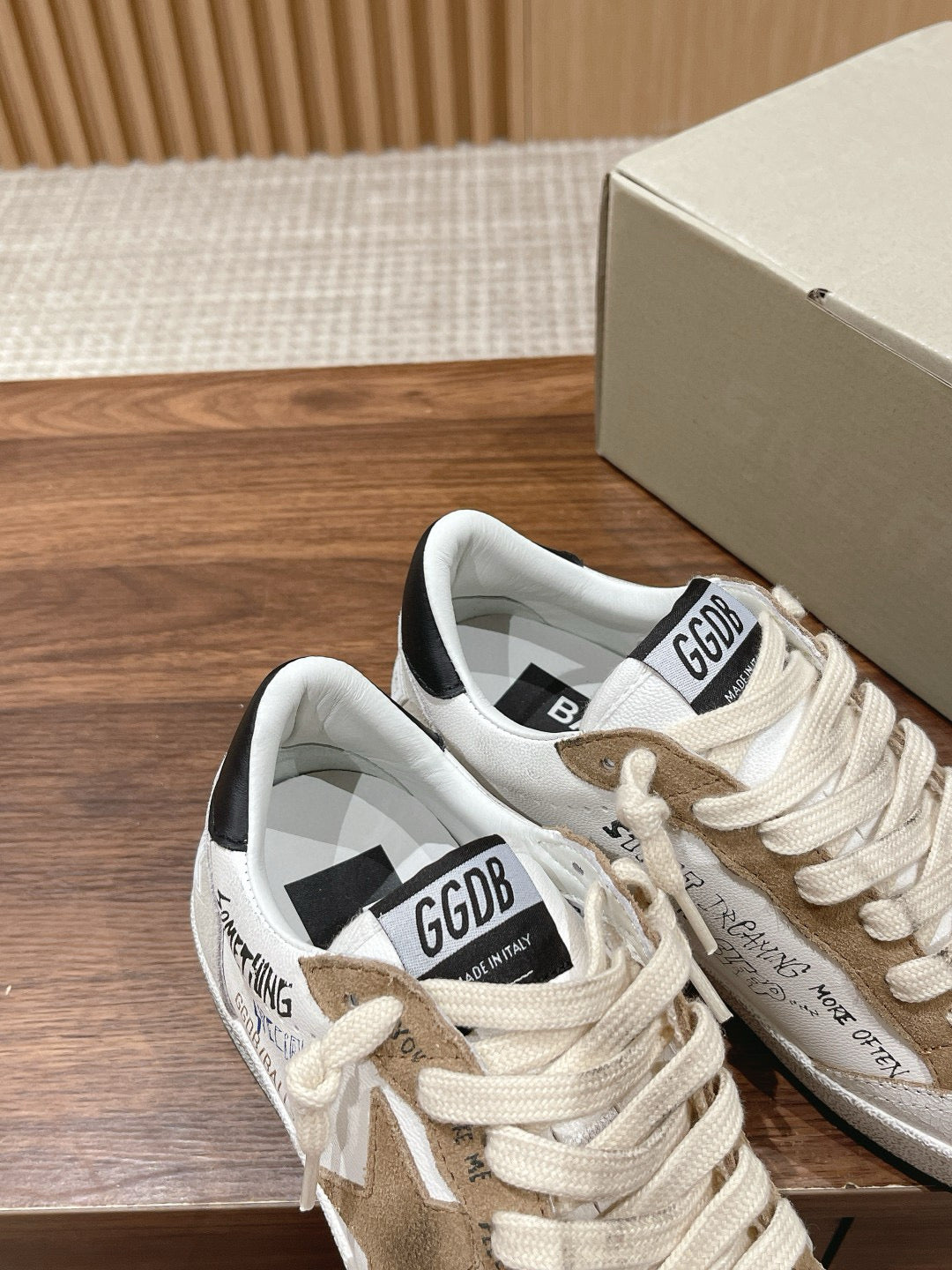 Golden Goose Sneaker