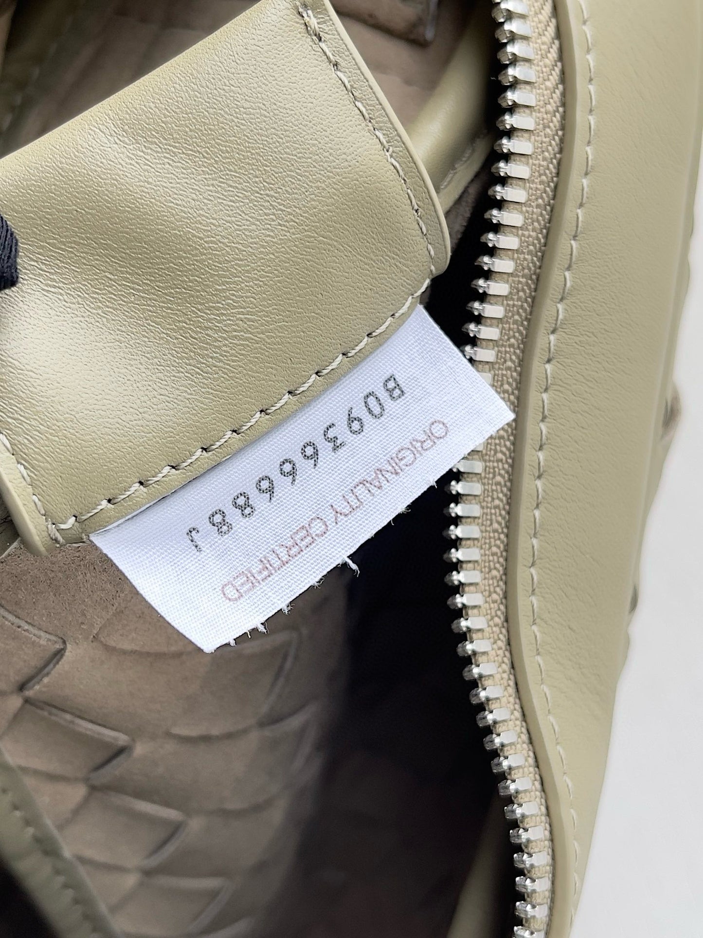 Bottega Veneta Messenger Bag