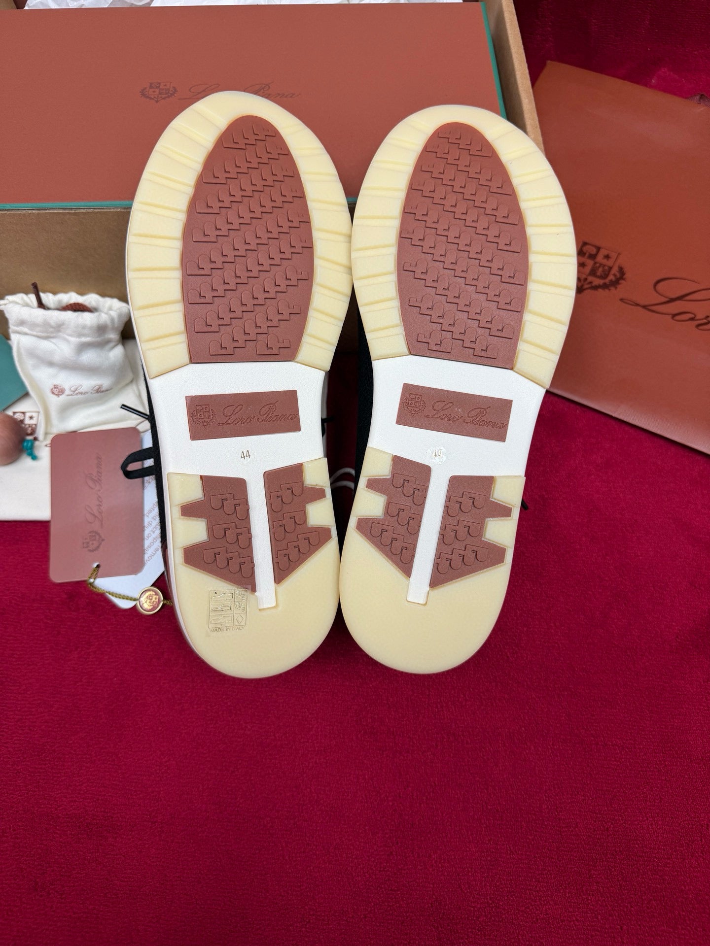 Loro Piana 360 Flexy Walk Sneakers