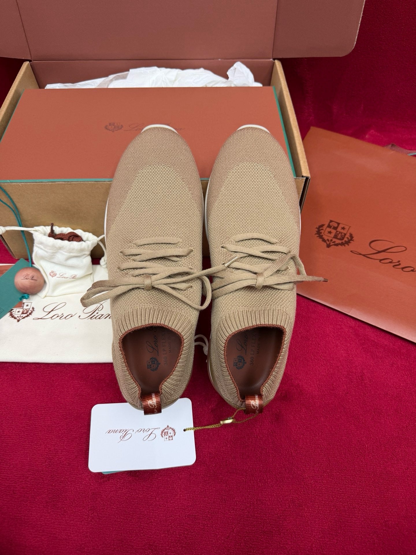 LP Sneaker