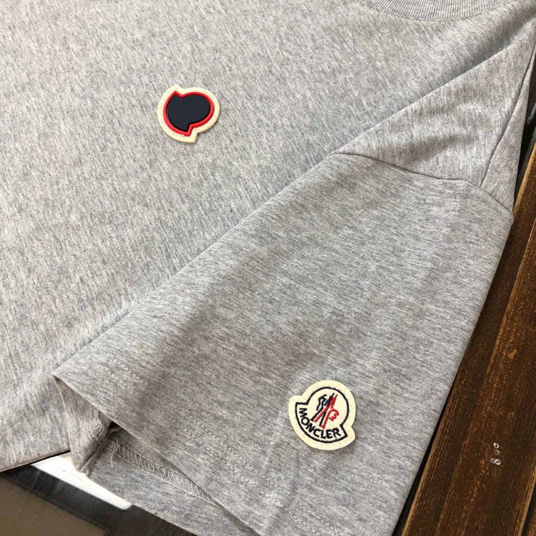 Moncler T-shirt