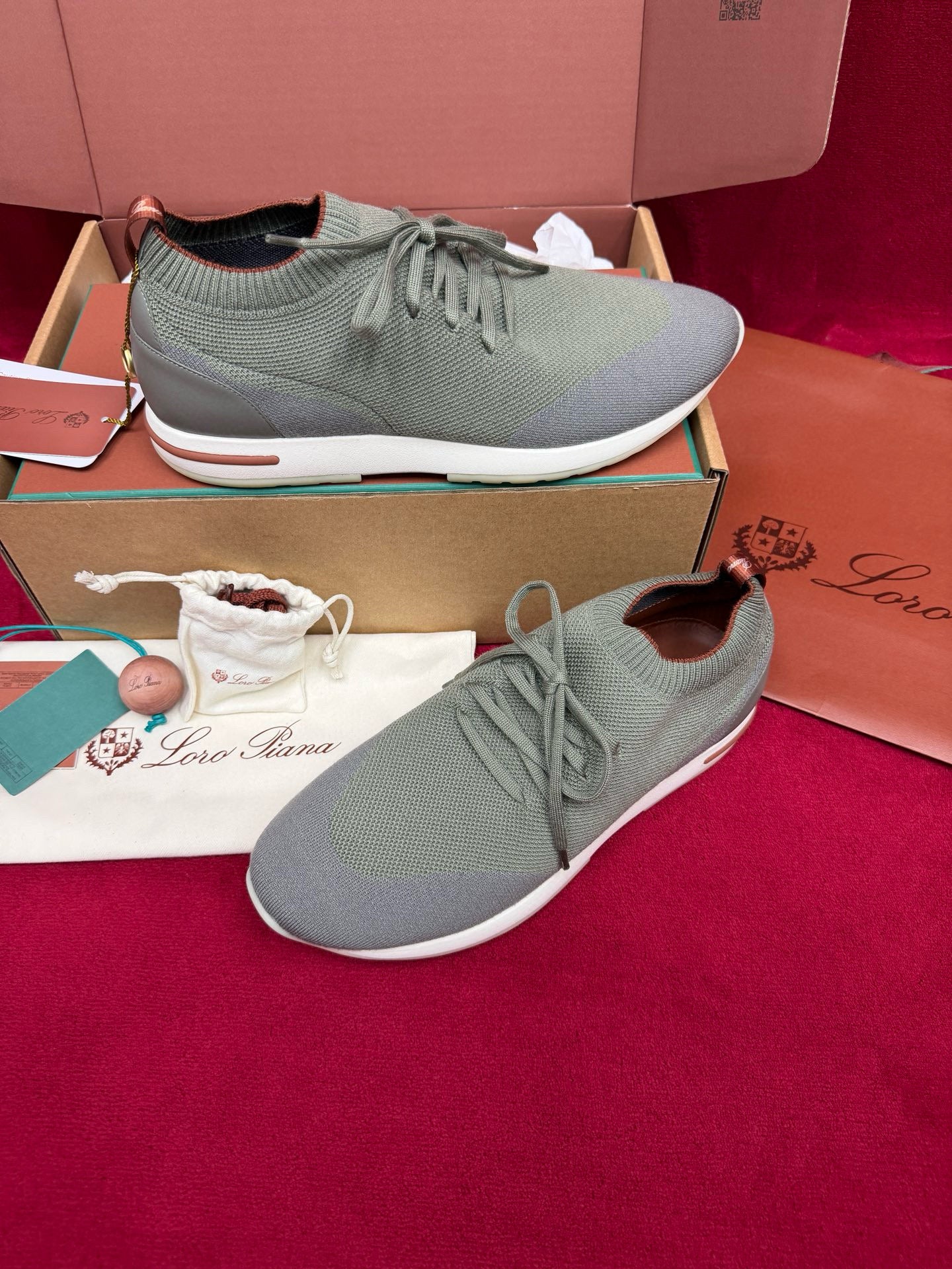 Loro Piana 360 Flexy Walk Sneakers