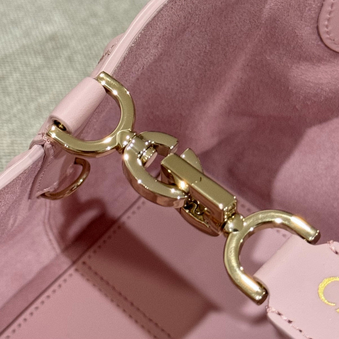 Dior Toujours Bag