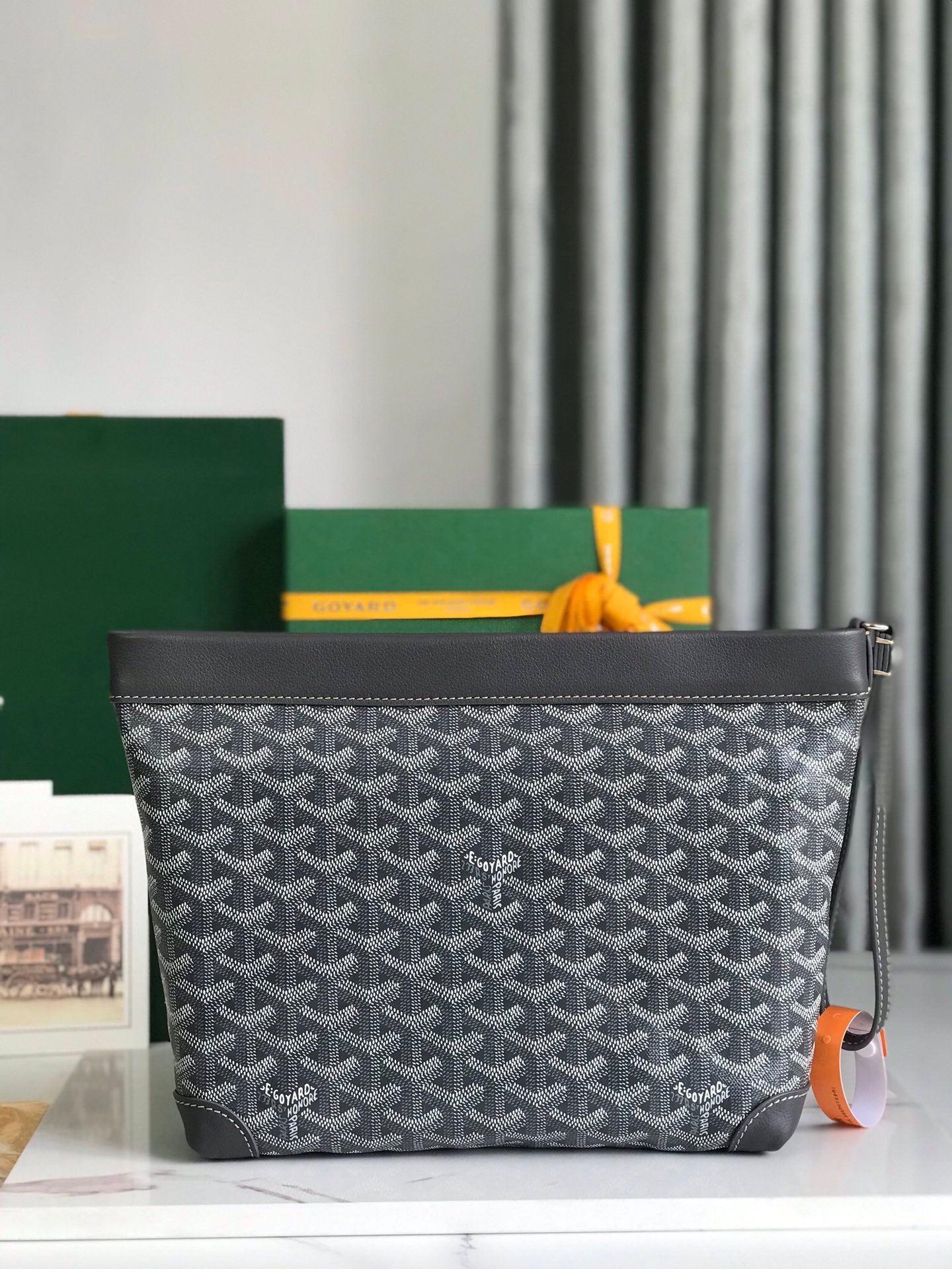 Goyard Conti