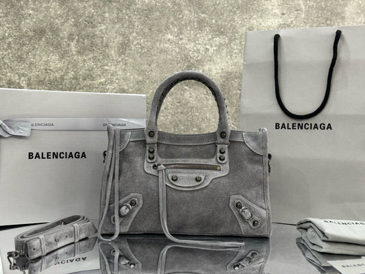 BLCG Le City First Handbag