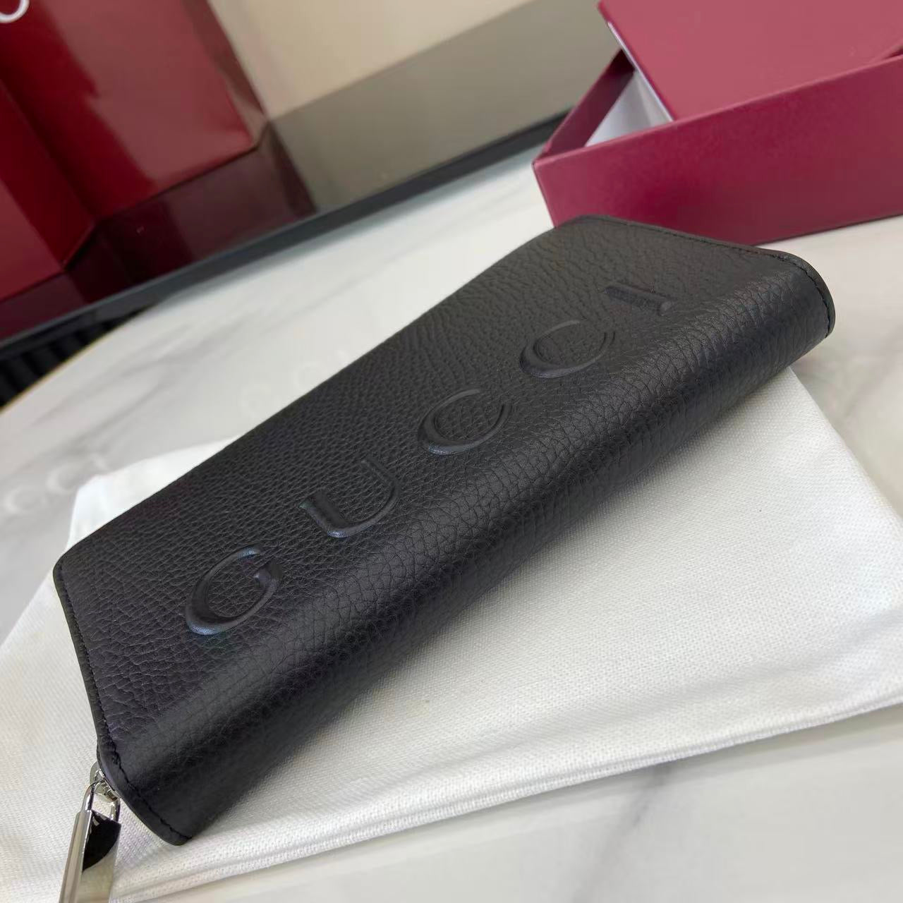Gucci Long Zipped Wallet
