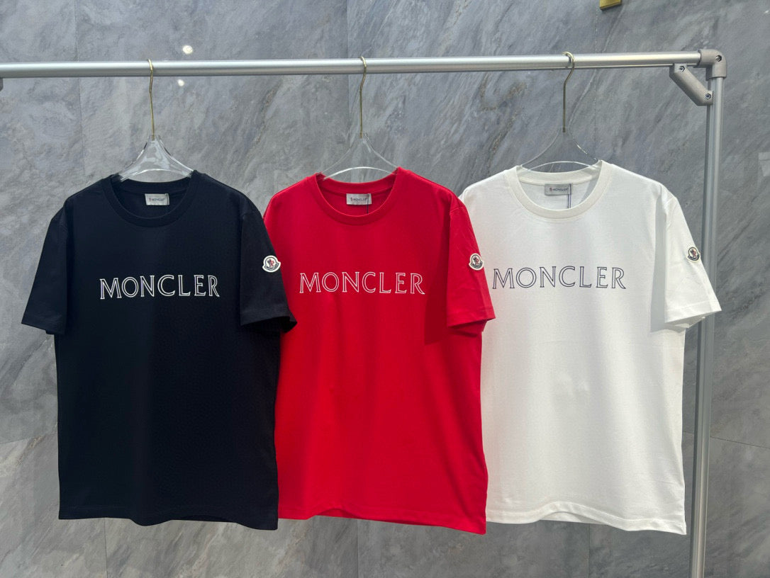 Moncler T-shirt