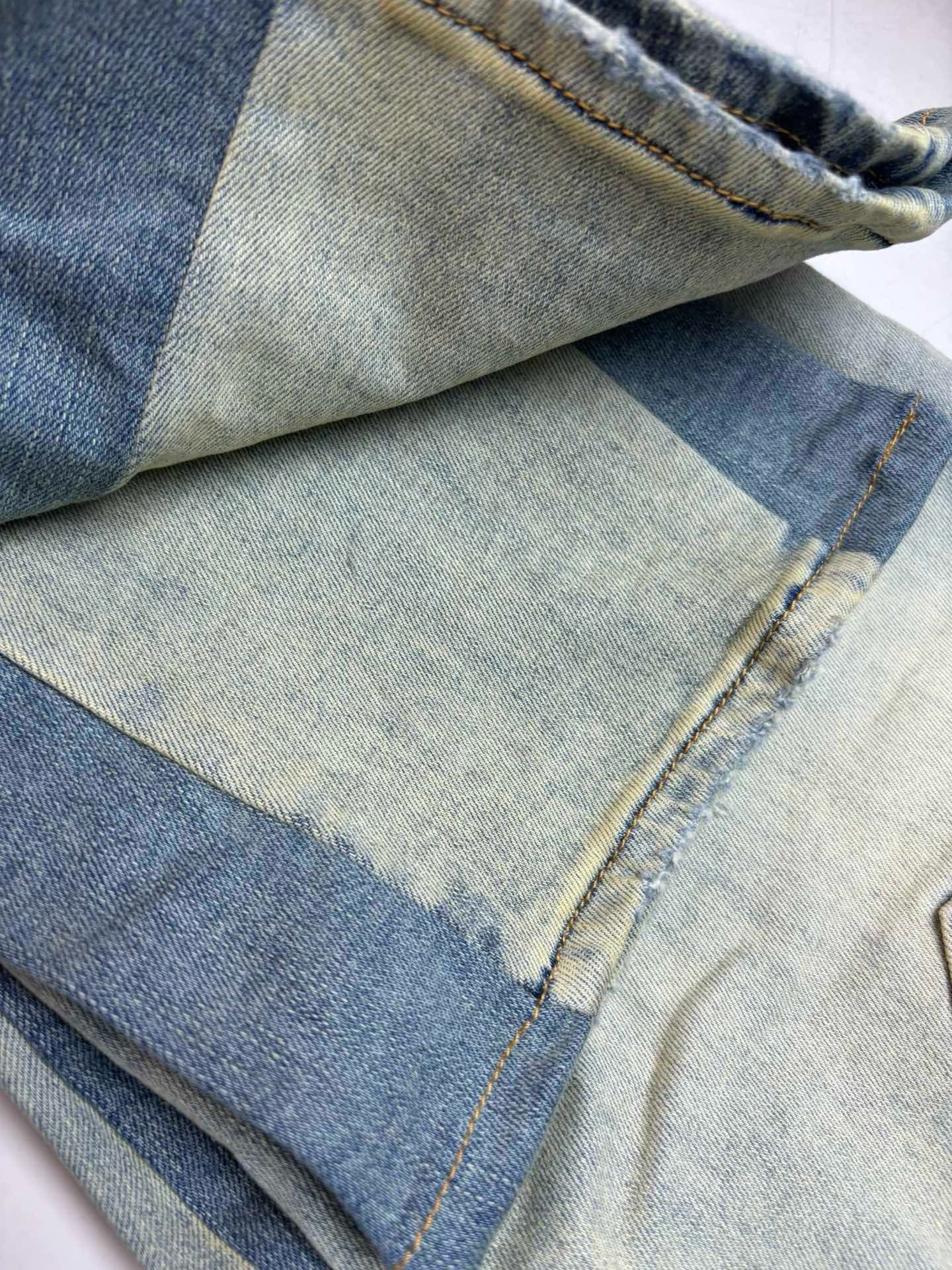 Amiri Jeans