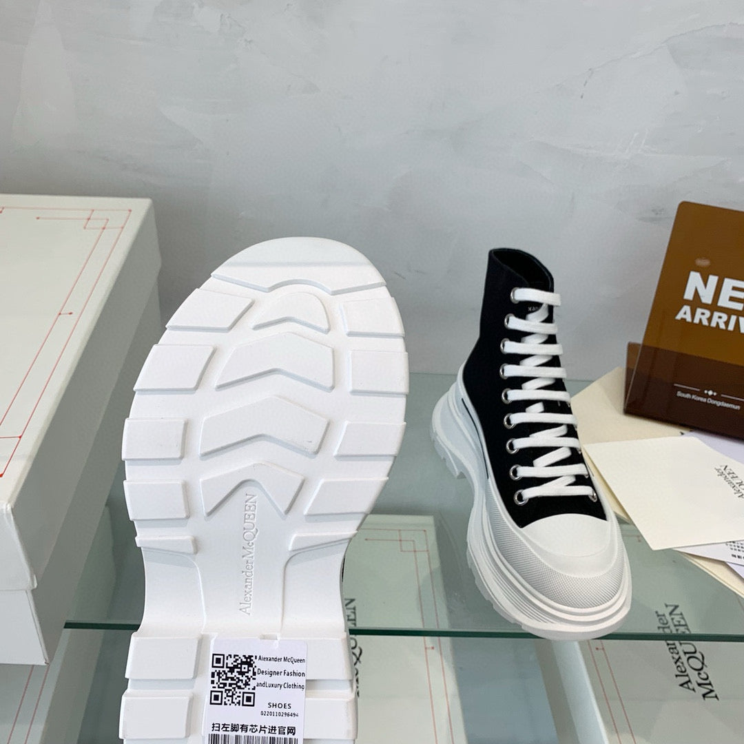 Alexander McQueen Sneakers