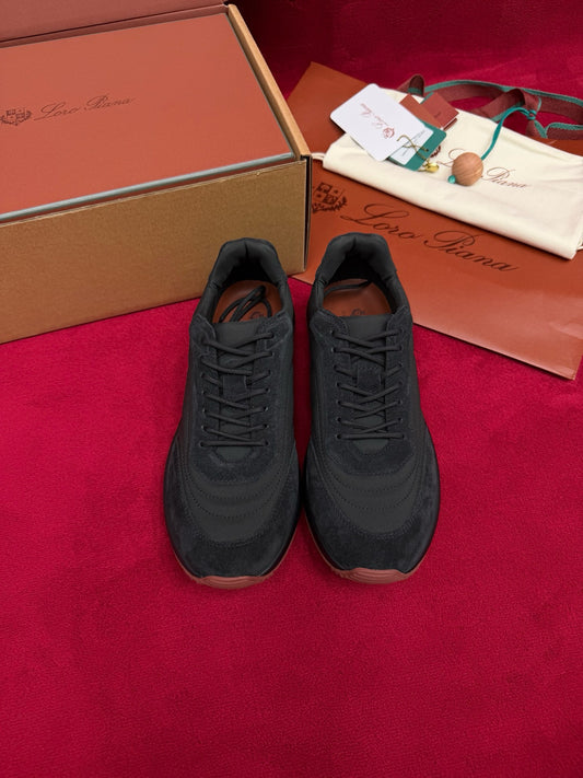 LP Sneaker