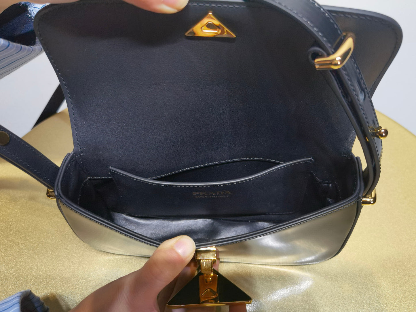 Prada Shoulder Bag 24x11x4cm