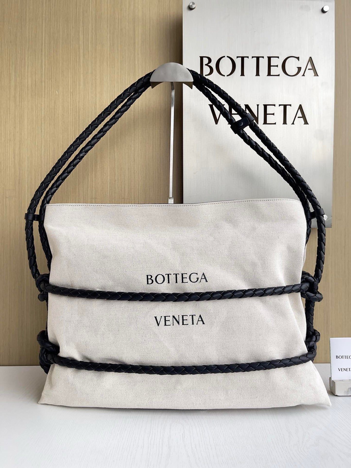 BV Quadronna Canvas Tote Bag 50x10x34cm