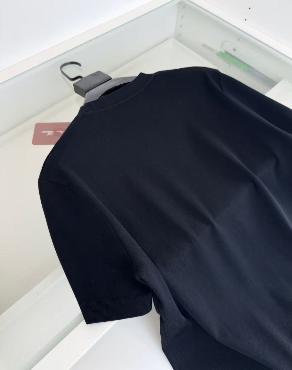 LP T-shirt