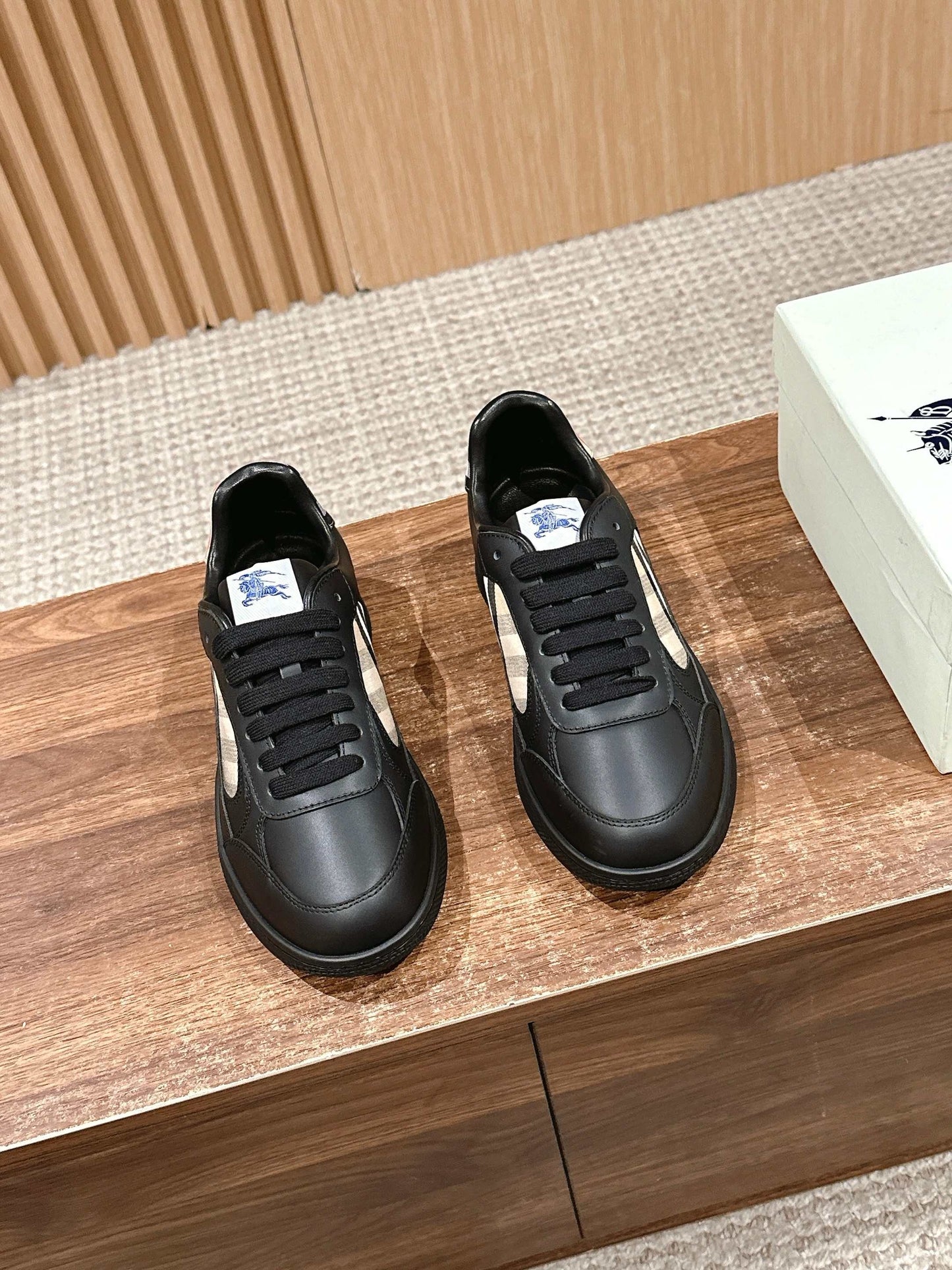 Burberry Sneakers