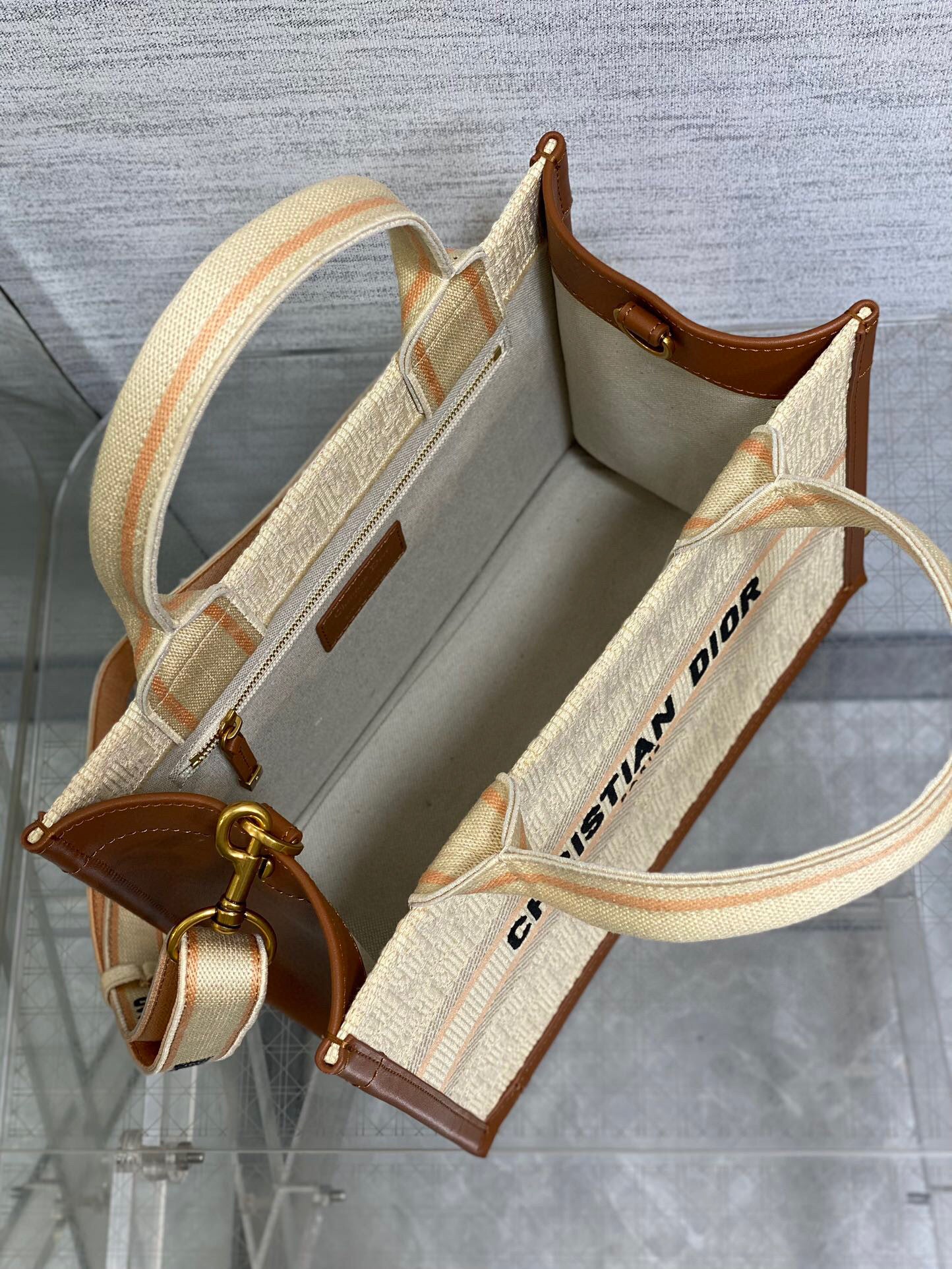 Dior Tote  26x12x21cm