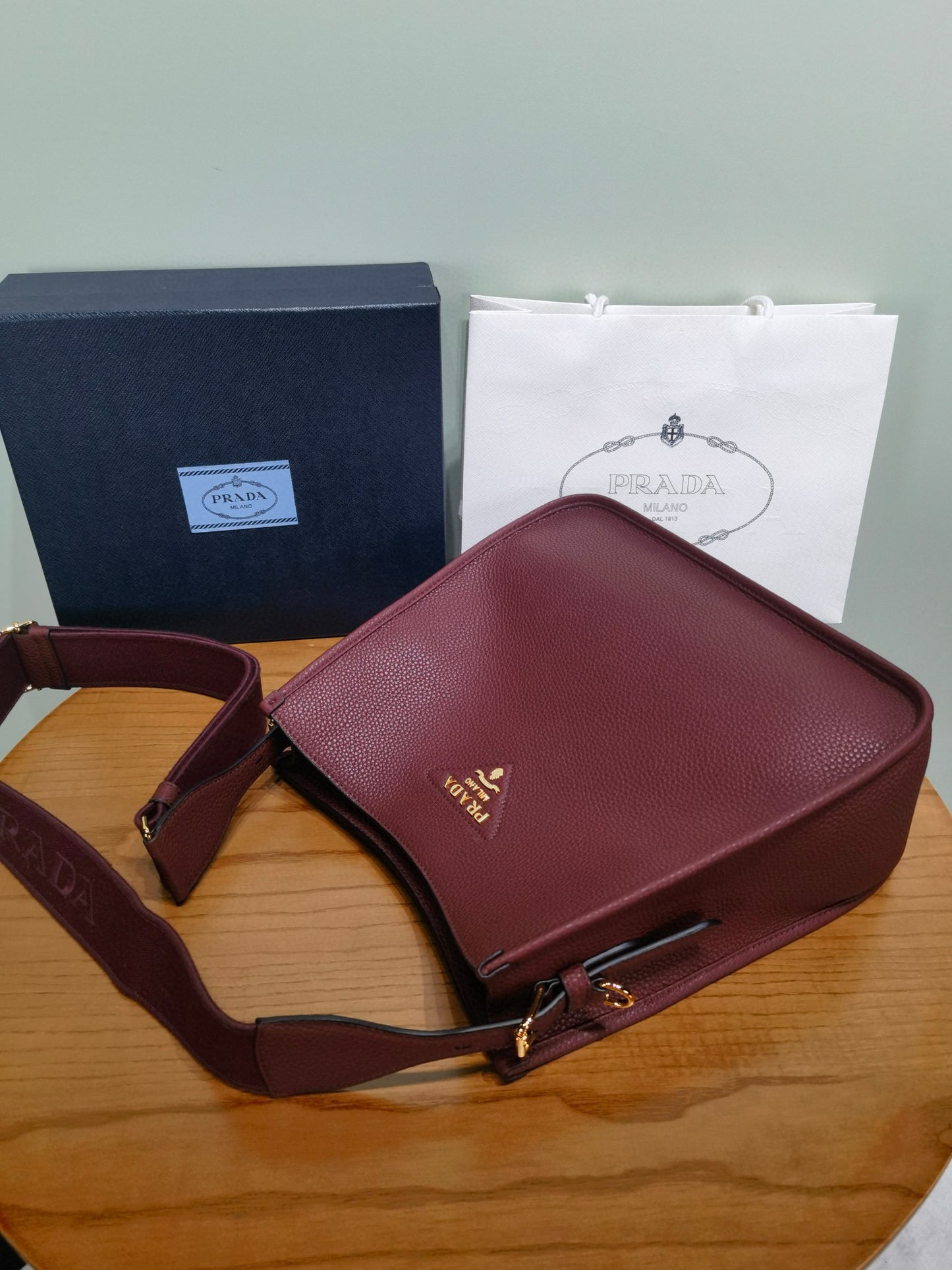 PD Small Camera Crossbody Bag 30x28x12cm