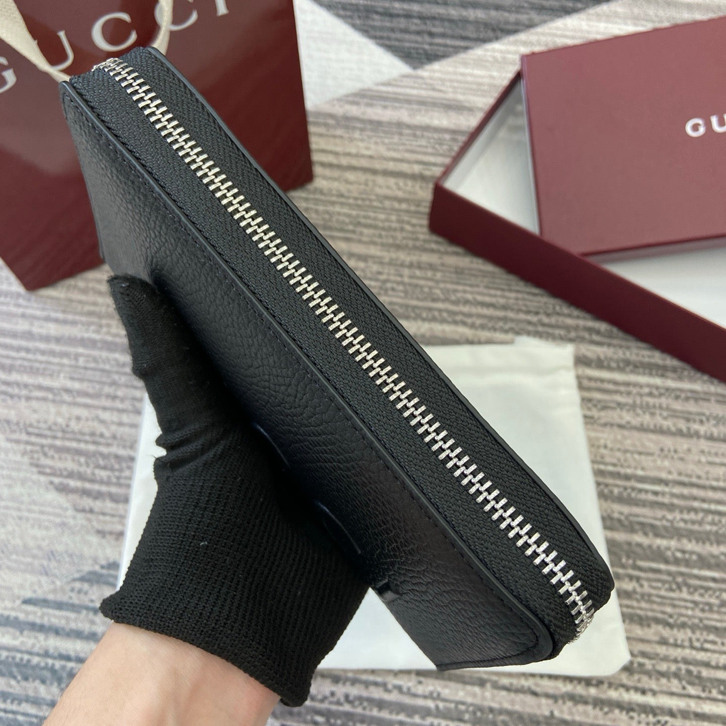 Gucci Long Zipped Wallet