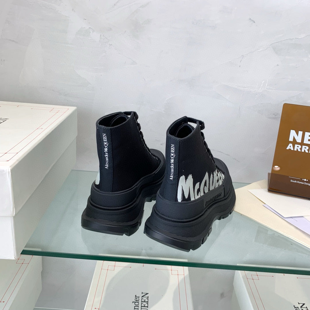 Alexander McQueen Sneakers