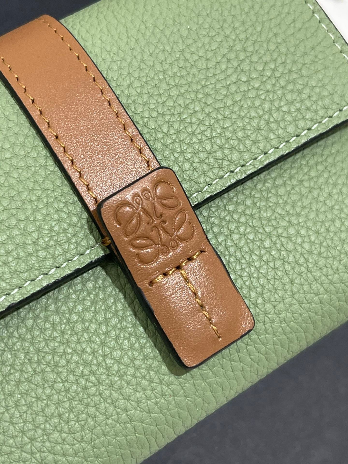Loewe Wallet