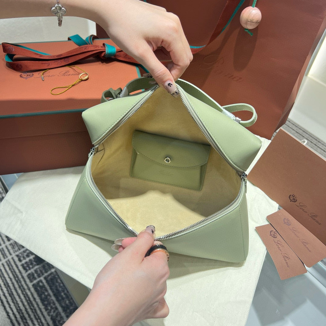 Loro Piana Extra Bag 27