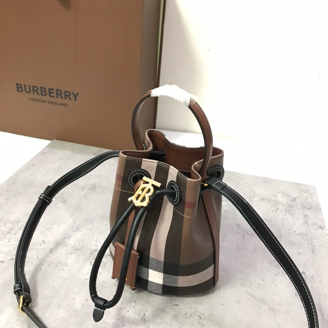 BBR Bucket Bag(16.5CM*11CM*18.5CM)