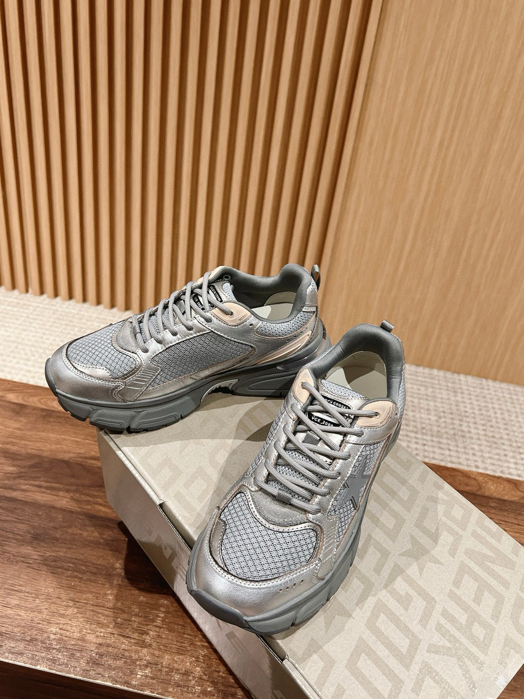 Golden Goose Sneaker