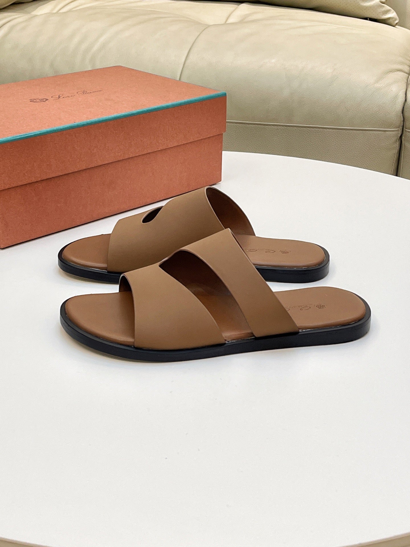 LP Sandals