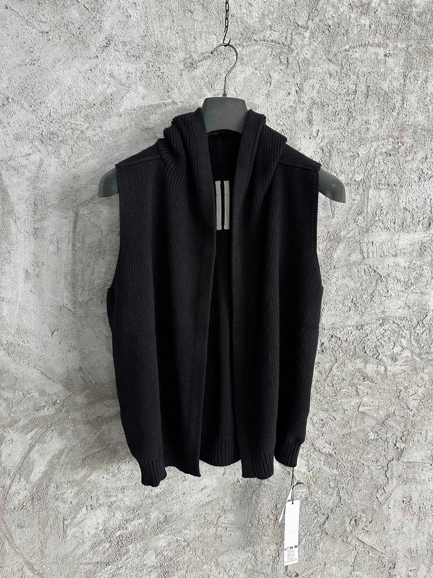 Rick Owen Sleeveless Hoodie