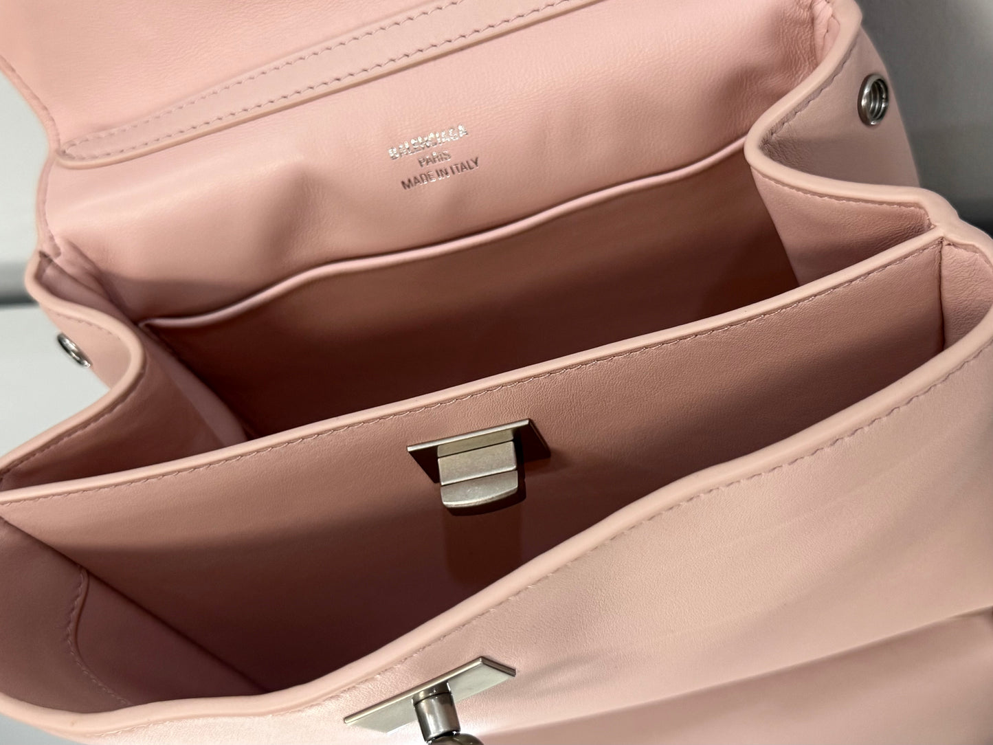 Balenciaga Rodeo Handbag 22x9.9x8.3cm