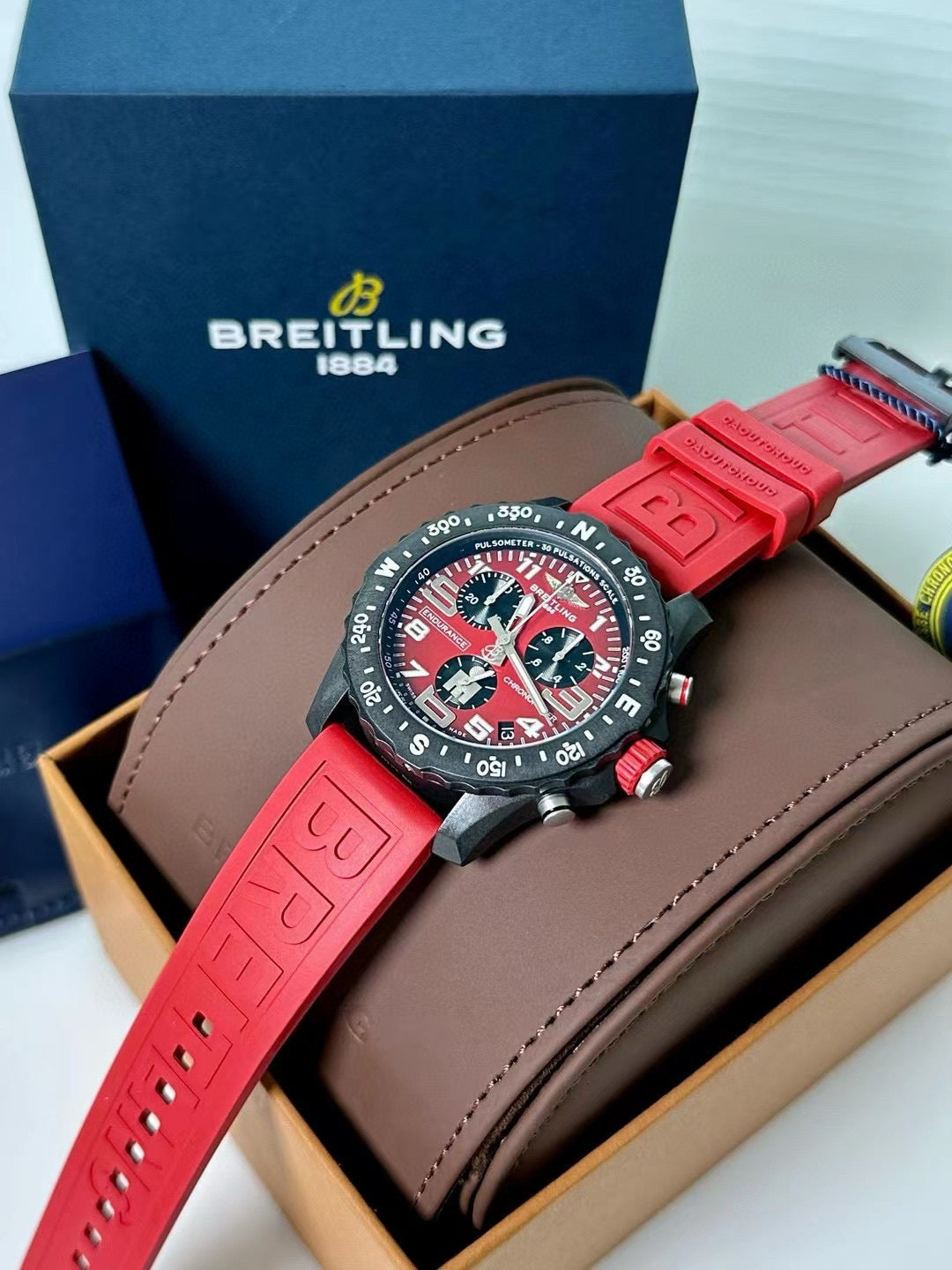 Breitling Endurance Pro X82310
44mm